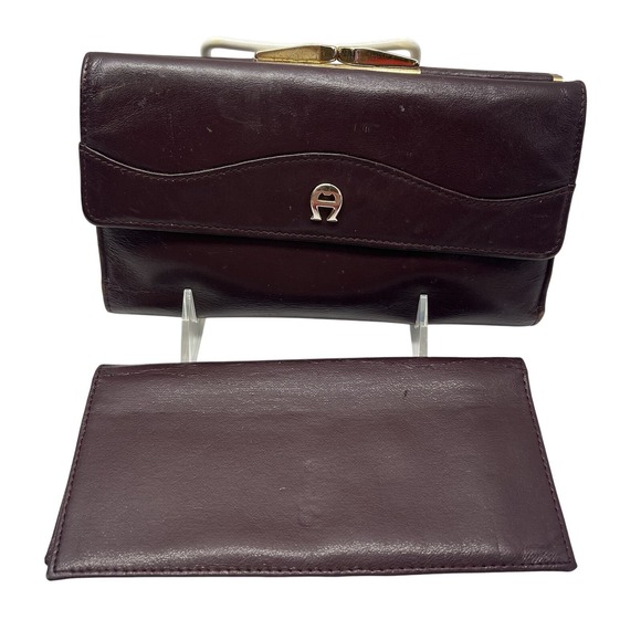 Etienne Aigner Leather Full Sized Wallet Checkbook Clutch Signature Color READ - Picture 1 of 12